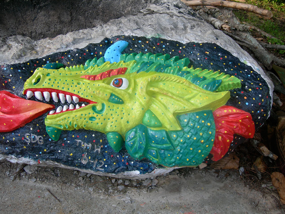 hornbeak-sculpture dragon fire pit